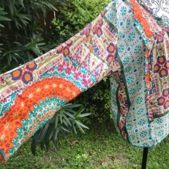 Johnny Was Silk Patterned Blouse - Picture 4 of 9